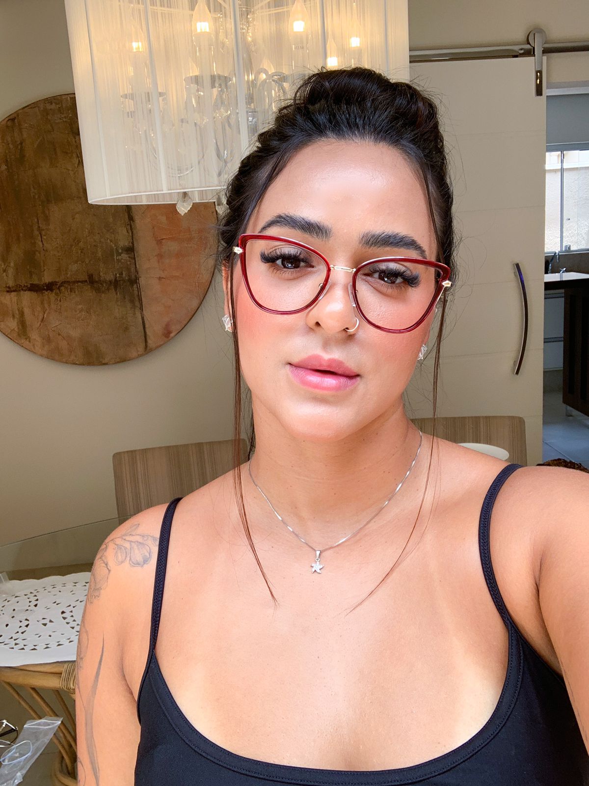 Armação 012- Modelo Nath Vermelha