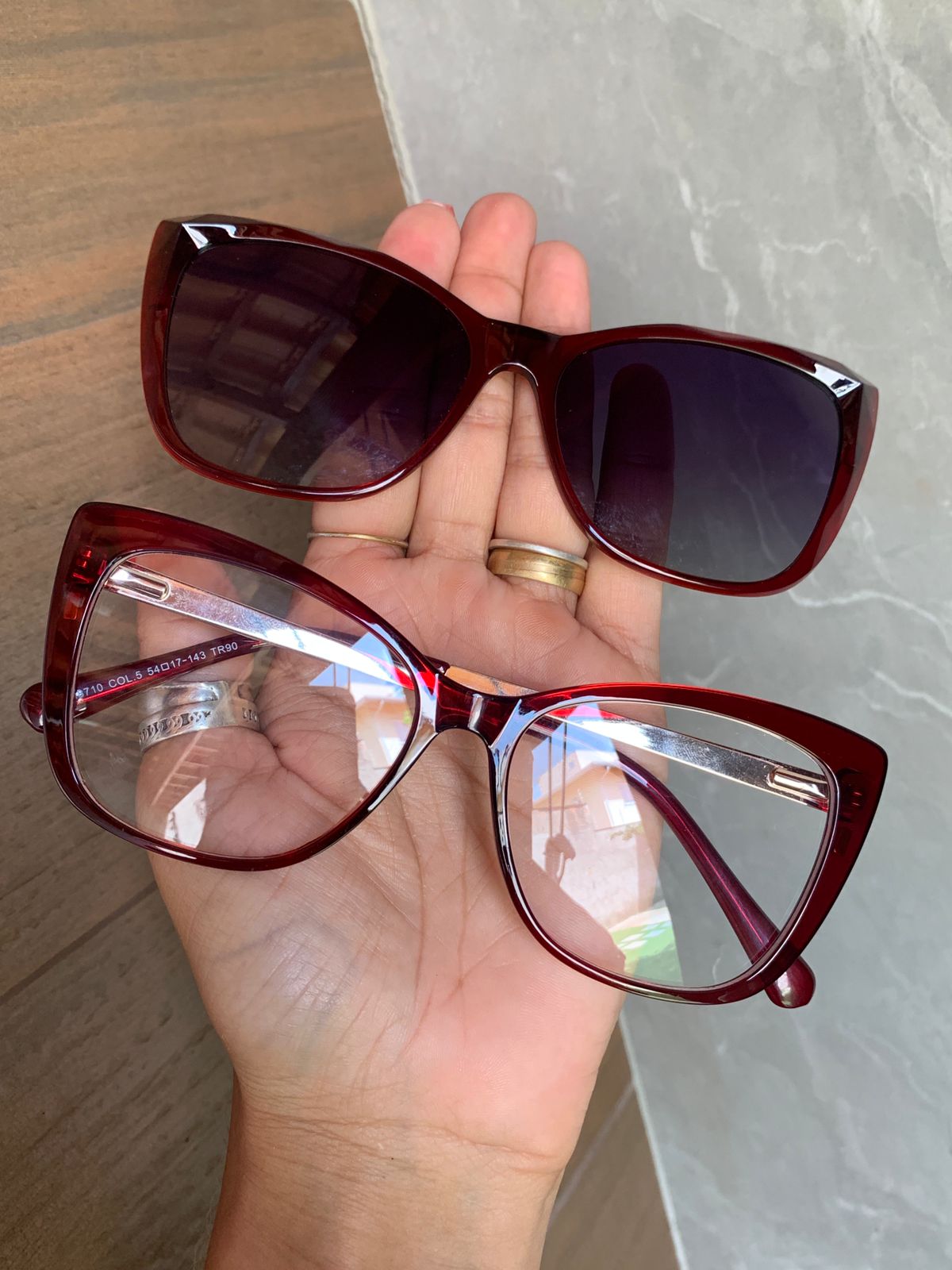 Armação 8710 - Modelo 2 em 1 - Vinho